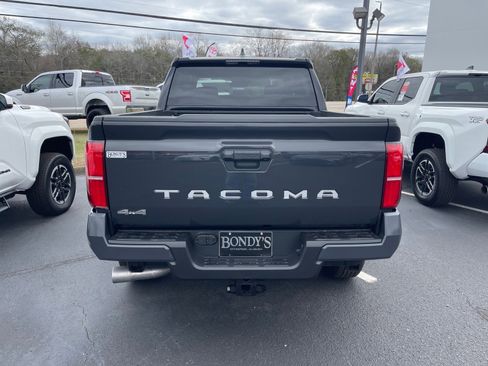 Used 2026 Toyota Tacoma SR5 image 12