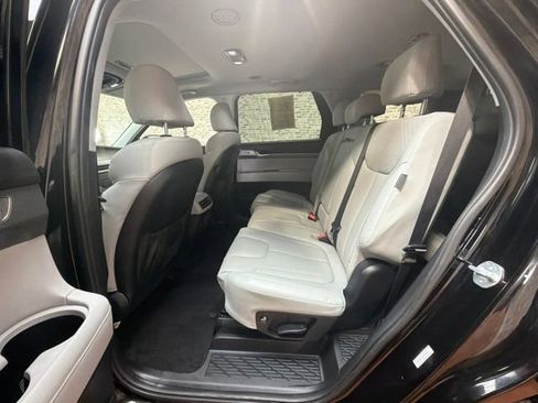 Used 2024 Hyundai Palisade SEL FWD image 14