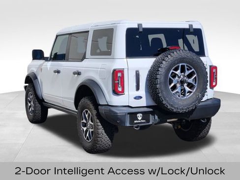 Certified 2025 Ford Bronco Badlands image 8