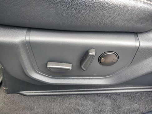 Certified 2022 Ford F250 Lariat w/ Lariat Ultimate Package image 11