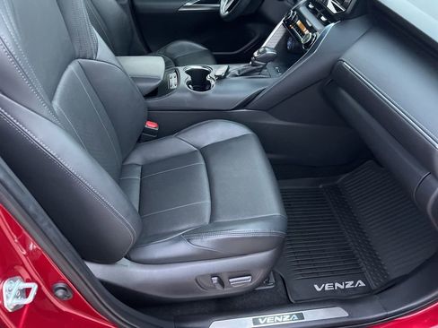 Used 2021 Toyota Venza XLE w/ Softex Package image 27