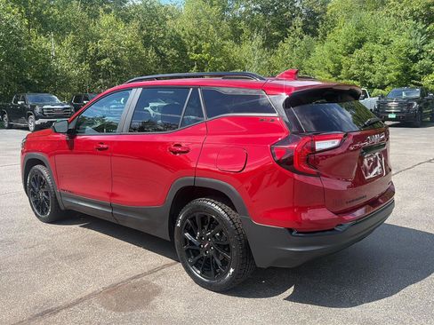 Certified 2025 GMC Terrain Elevation w/ Black Edition AWD/4WD image 21