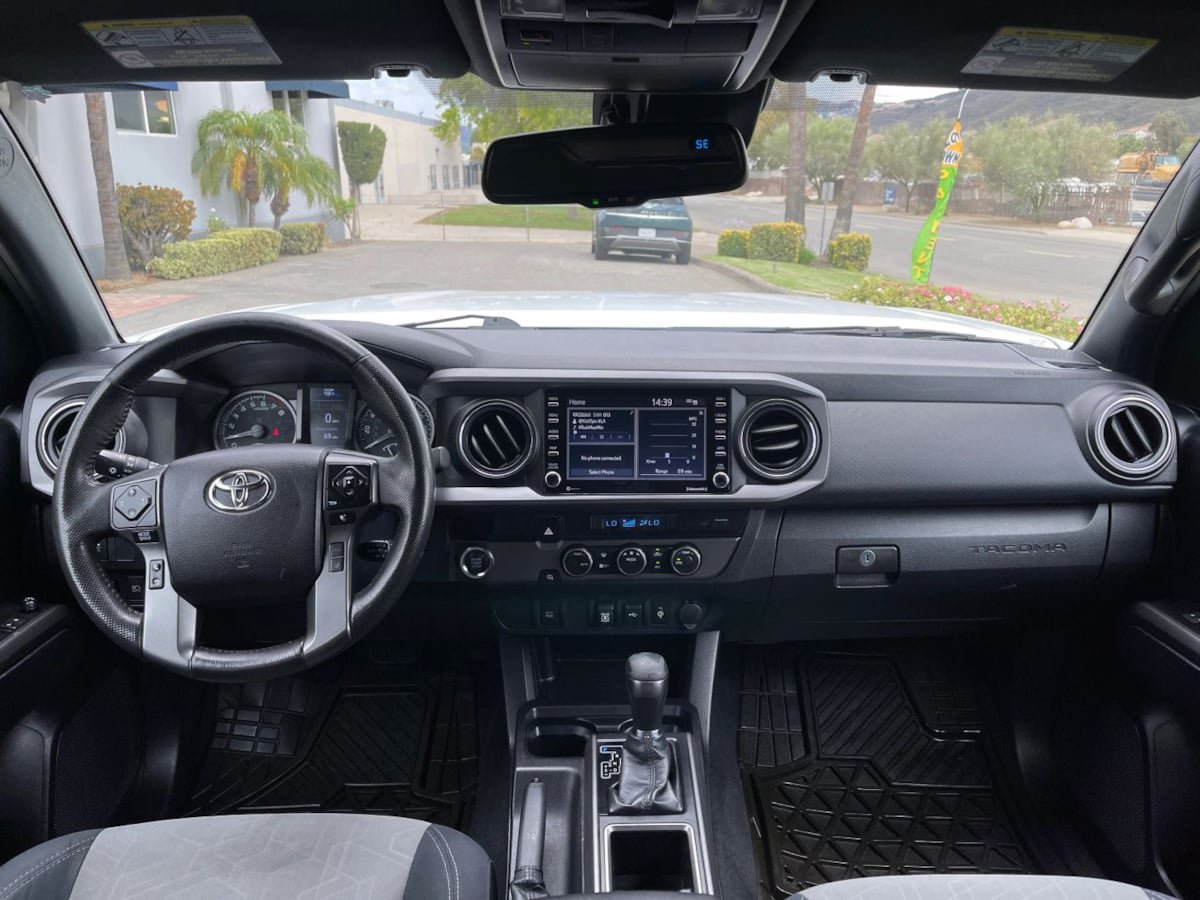 Used 2022 Toyota Tacoma TRD Off-Road RWD image 14