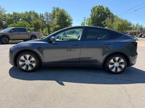 Used 2023 Tesla Model Y Long Range AWD/4WD image 8