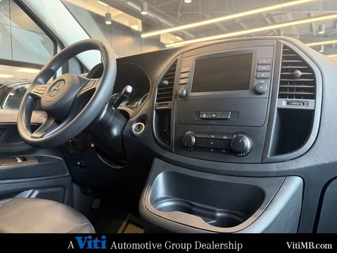 Used 2023 Mercedes-Benz Metris Cargo image 2