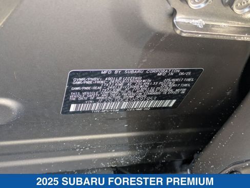 Certified 2025 Subaru Forester Premium image 39