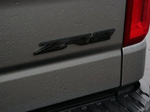 Used 2024 Chevrolet Silverado 1500 ZR2 w/ Technology Package image 7