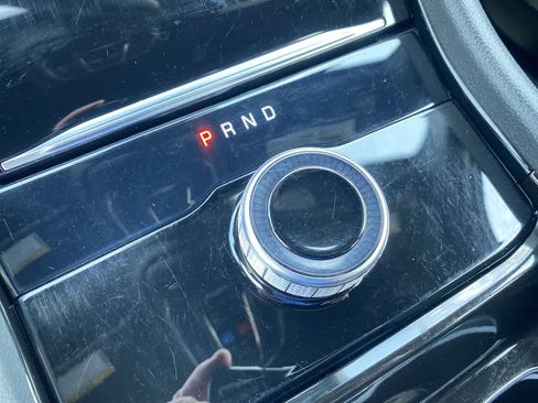 Used 2023 Jeep Grand Cherokee Altitude image 19