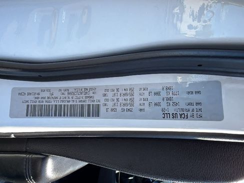 Used 2020 Dodge Durango SXT w/ 3rd Row Seating Group AWD/4WD image 30