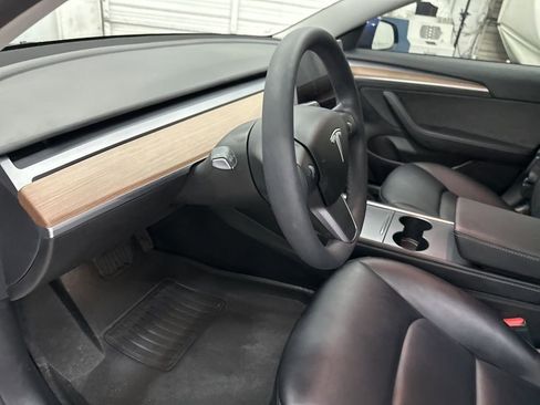 Used 2022 Tesla Model 3 Long Range image 9