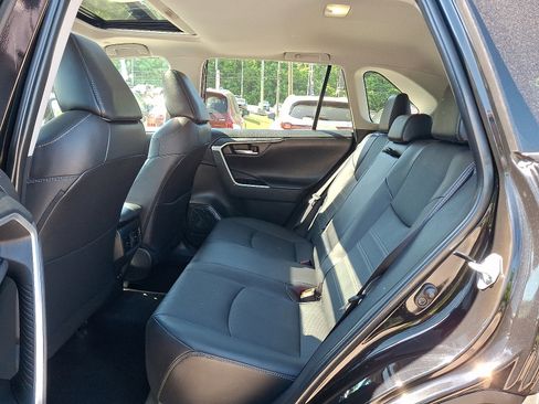 Used 2023 Toyota RAV4 Limited AWD/4WD image 9