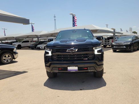 Used 2026 Chevrolet Silverado 1500 LT Trail Boss w/ Safety Package AWD/4WD image 3