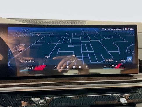 New 2026 BMW X5 xDrive50e image 12