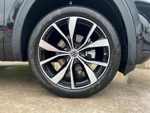 New 2026 Volkswagen Atlas SEL Premium R-Line AWD/4WD image 12