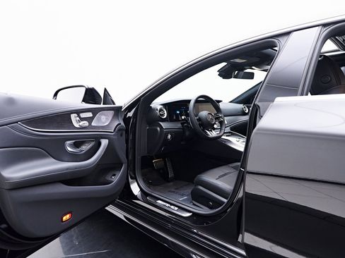 Used 2023 Mercedes-Benz AMG GT 63 w/ Driver Assistance Package image 38