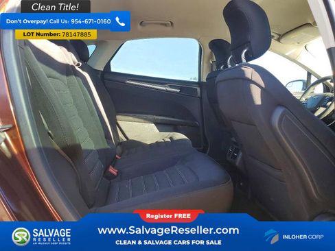 Used 2015 Ford Fusion SE image 13