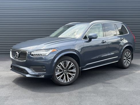Used 2022 Volvo XC90 T5 Momentum w/ Protection Package Premier FWD image 1