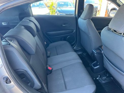 Used 2019 Honda HR-V Sport image 13