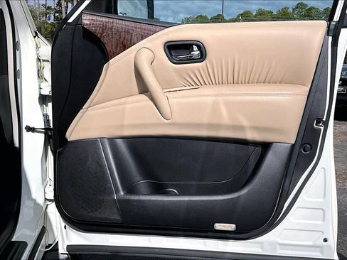 Used 2018 Nissan Armada SL w/ Premium Package image 22