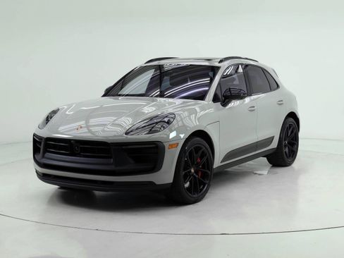 Used 2026 Porsche Macan GTS AWD/4WD image 1