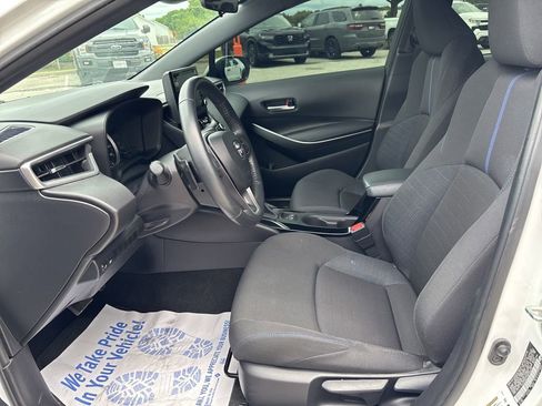 Used 2022 Toyota Corolla SE w/ Carpet Mat Package (TMS) FWD image 4