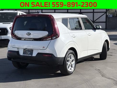 Used 2021 Kia Soul S FWD image 5