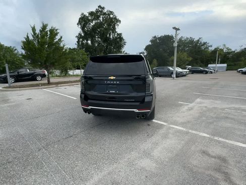 Used 2025 Chevrolet Tahoe Premier AWD/4WD image 7