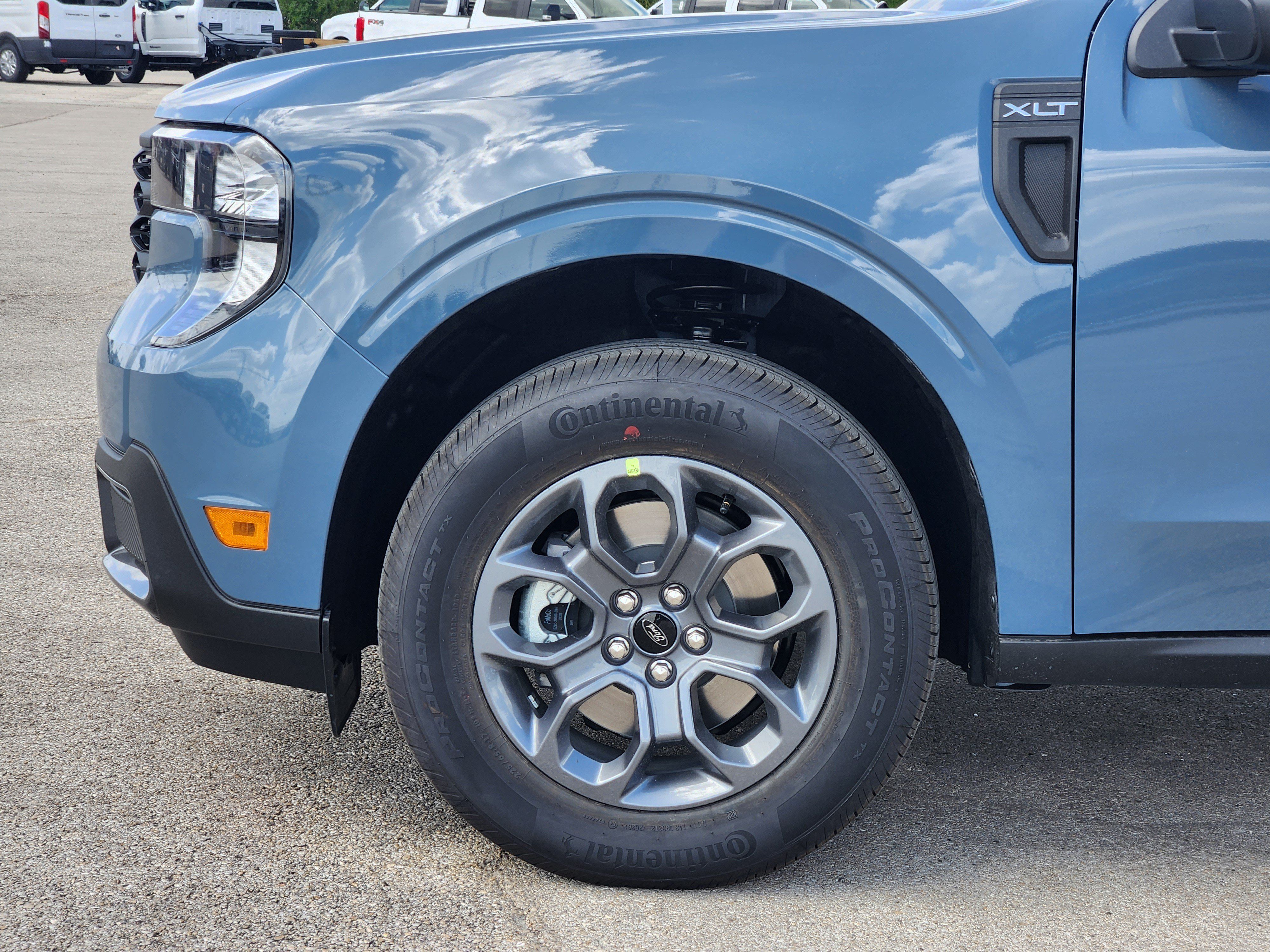 New 2026 Ford Maverick XLT FWD image 6