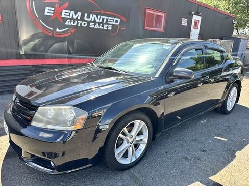 Used 2014 Dodge Avenger SXT w/ Sun/Sound Group FWD image 1