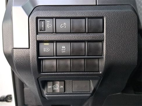 Used 2025 Toyota Tacoma TRD Sport image 22