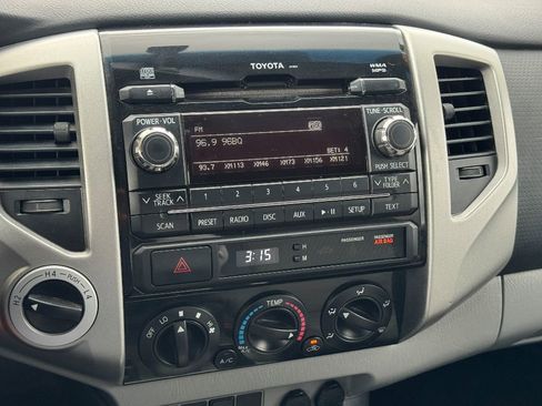 Used 2012 Toyota Tacoma 4x4 Access Cab V6 image 13