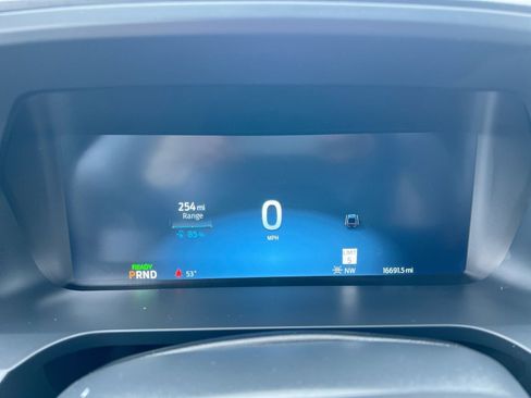 Used 2023 Ford F150 Lightning Platinum image 17