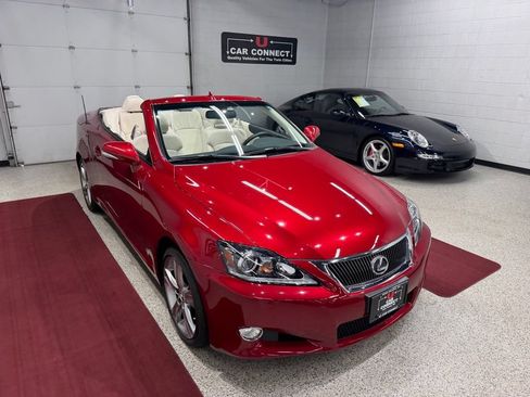 Used 2013 Lexus IS 250C RWD image 10