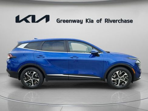 Used 2024 Kia Sportage EX FWD image 7