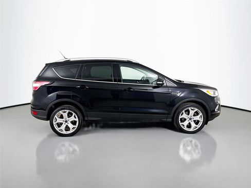 Used 2018 Ford Escape Titanium w/ Ford Safe & Smart Package AWD/4WD image 18