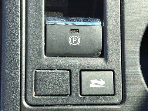 Used 2017 Subaru Legacy 2.5i Premium image 27