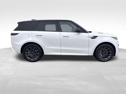 New 2026 Land Rover Range Rover Sport Dynamic SE AWD/4WD image 6