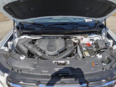 New 2026 GMC Acadia Elevation image 40