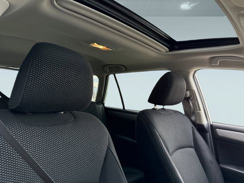 Used 2016 Subaru Outback 2.5i Premium image 15