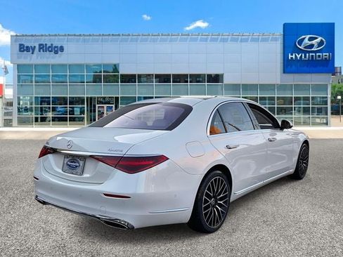 Used 2021 Mercedes-Benz S 580 4MATIC Sedan image 2
