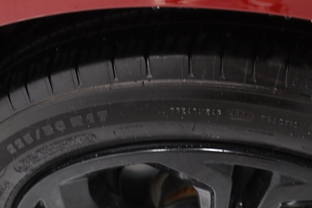 Used 2023 Honda Accord EX image 13