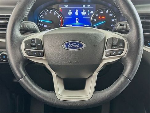 Used 2022 Ford Explorer XLT w/ Equipment Group 202A image 15