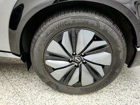 Used 2023 Nissan Ariya FWD image 9