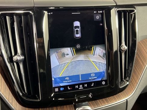 Certified 2023 Volvo XC60 B5 Plus image 23
