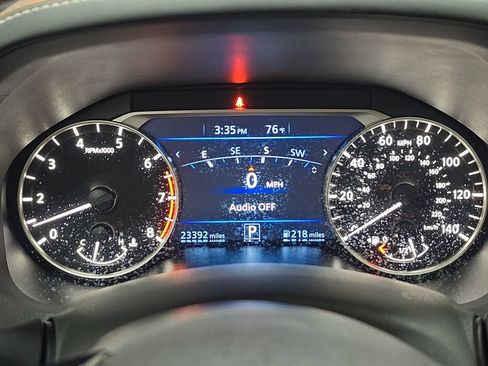 Used 2024 Nissan Altima 2.5 SR w/ SR Premium Package AWD/4WD image 9