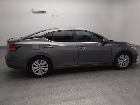 Used 2022 Nissan Sentra S w/ Trunk Package FWD image 10