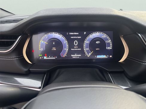 Used 2022 Jeep Grand Cherokee Altitude image 18