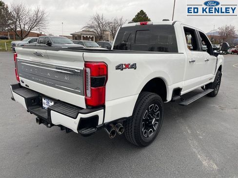 Used 2024 Ford F250 Platinum image 36