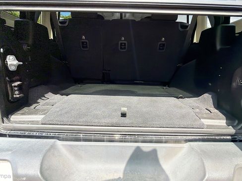 Used 2019 Jeep Wrangler Unlimited Sport S AWD/4WD image 11