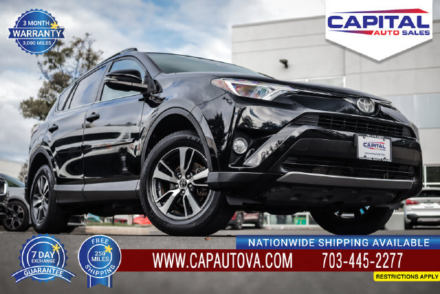 Used 2017 Toyota RAV4 XLE AWD/4WD image 1